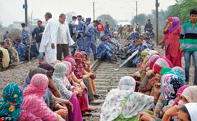 jatstircontinuesarmyuseschopperstoenterrohtak